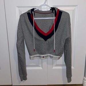 Tommy Hilfiger cropped hoodie